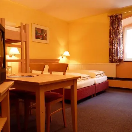 Hotel Zum Schlosswirt 3*