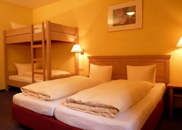 Zum Schlosswirt Hotel 3*