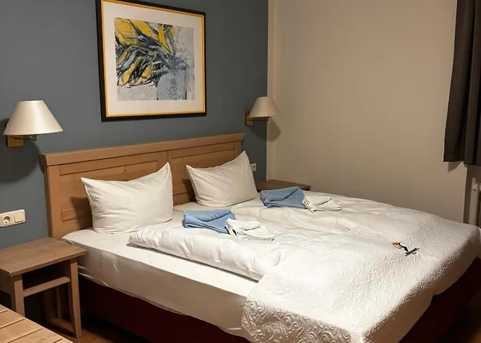 Zum Schlosswirt Hotel 3*