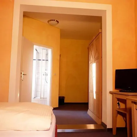 Zum Schlosswirt 호텔